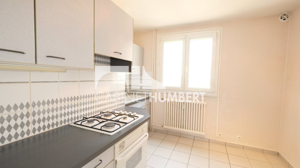 APPARTEMENT T3 A VENDRE - ST ETIENNE FAURIEL - 53.4 m2 - 75�000�&euro;