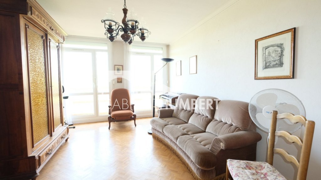 APPARTEMENT T3 A VENDRE - ST ETIENNE FAURIEL - 65.17 m2 - 85 000 &euro;