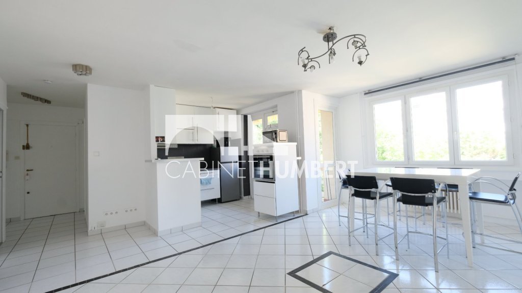 APPARTEMENT T3 A VENDRE - ST ETIENNE FAURIEL - 65 m2 - 85 000 &euro;