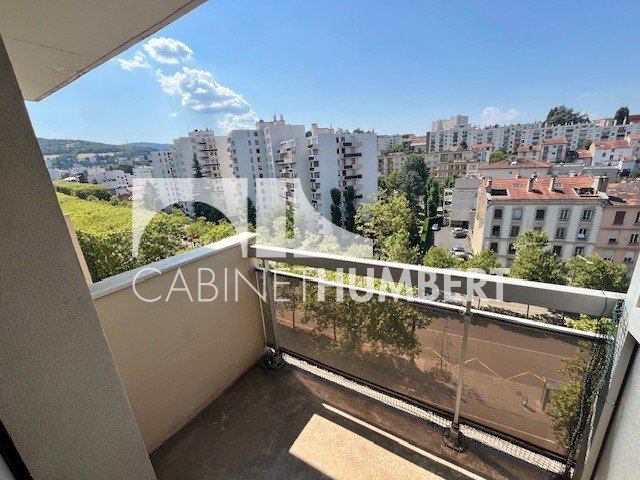 APPARTEMENT T3 A VENDRE - ST ETIENNE FAURIEL - 66.85 m2 - 79 000 &euro;