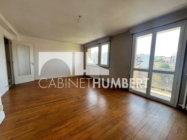 APPARTEMENT T3 A VENDRE - ST ETIENNE FAURIEL - 66.85 m2 - 79 000 &euro;