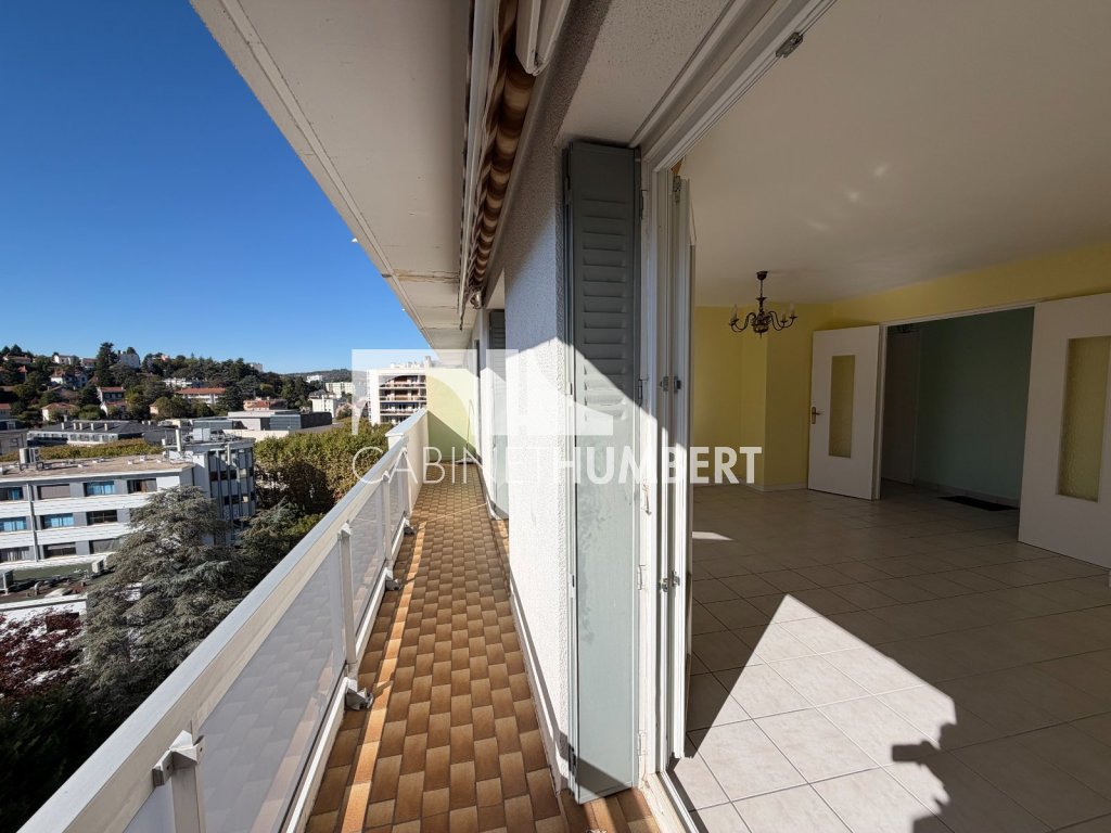 APPARTEMENT T3 A VENDRE - ST ETIENNE FAURIEL - 64.96 m2 - 75 000 &euro;