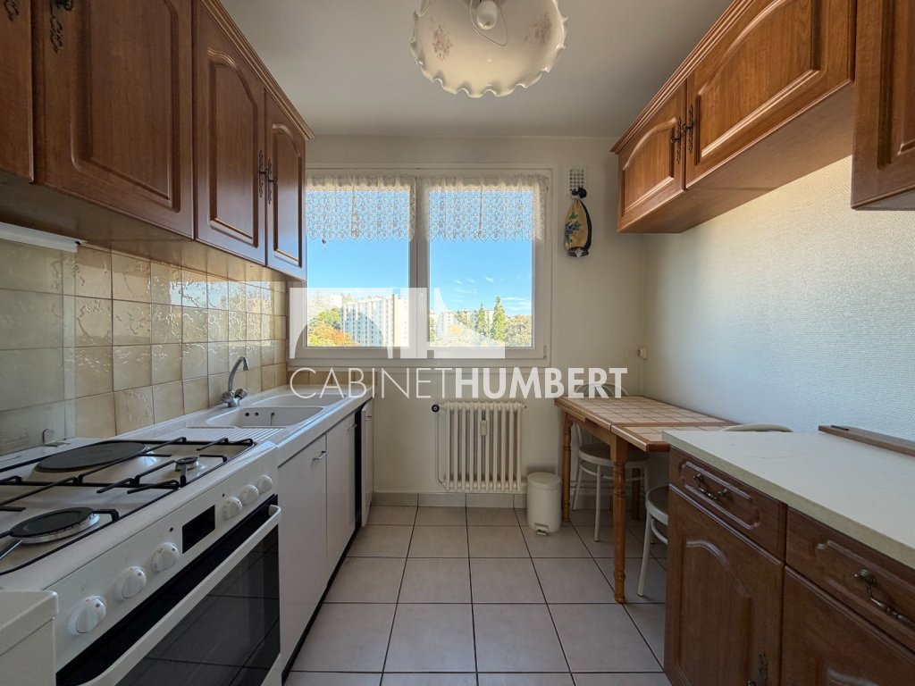 APPARTEMENT T3 A VENDRE - ST ETIENNE FAURIEL - 64.96 m2 - 75 000 &euro;