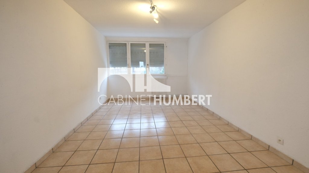 APPARTEMENT T3 A VENDRE - ST ETIENNE LA M�TARE - 72.05 m2 - 60�000�&euro;