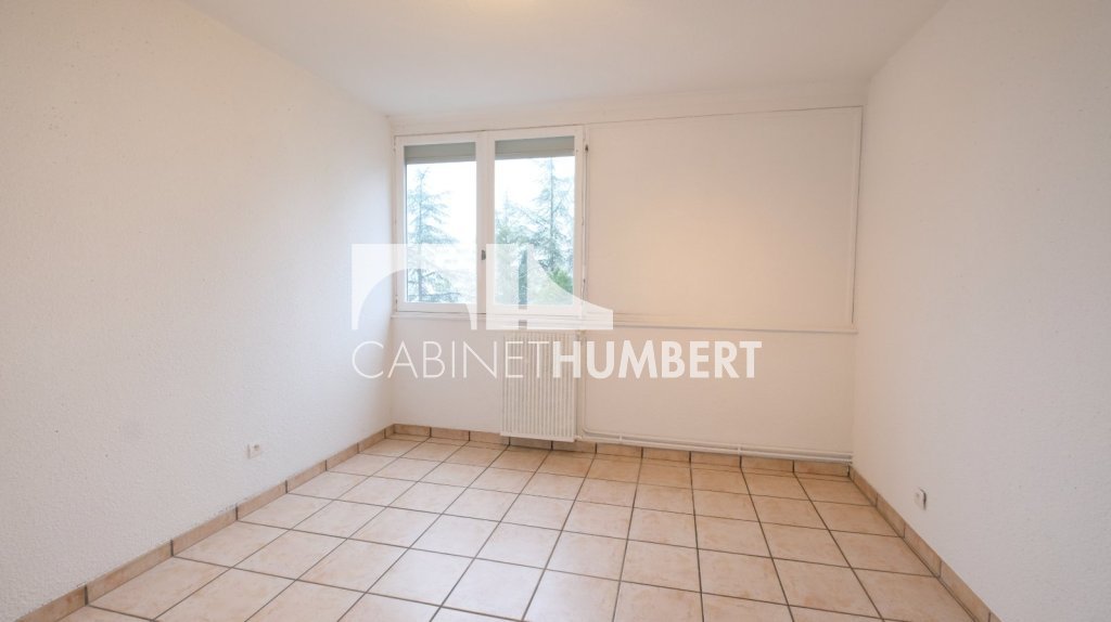 APPARTEMENT T3 A VENDRE - ST ETIENNE LA M�TARE - 72.05 m2 - 60�000�&euro;