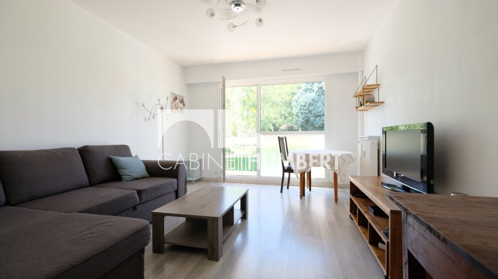 APPARTEMENT T3 A VENDRE - ST ETIENNE MONTPLAISIR - 65.83 m2 - 89000€