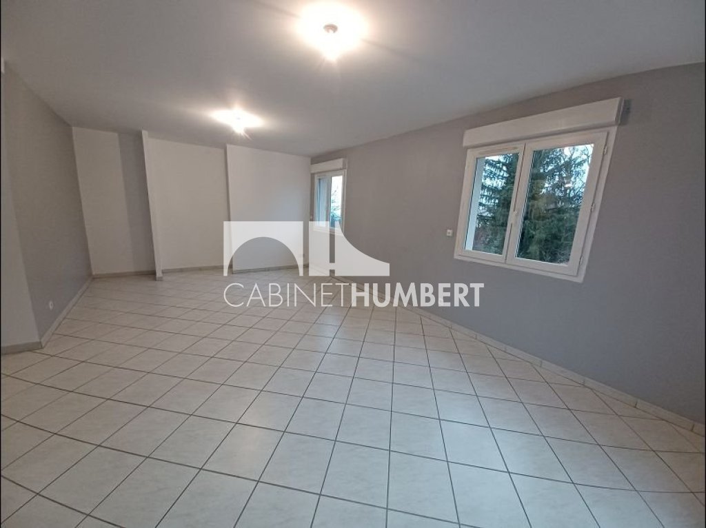 APPARTEMENT T4 A LOUER - ST CHAMOND - 94.05 m2 - 860�&euro; charges comprises par mois