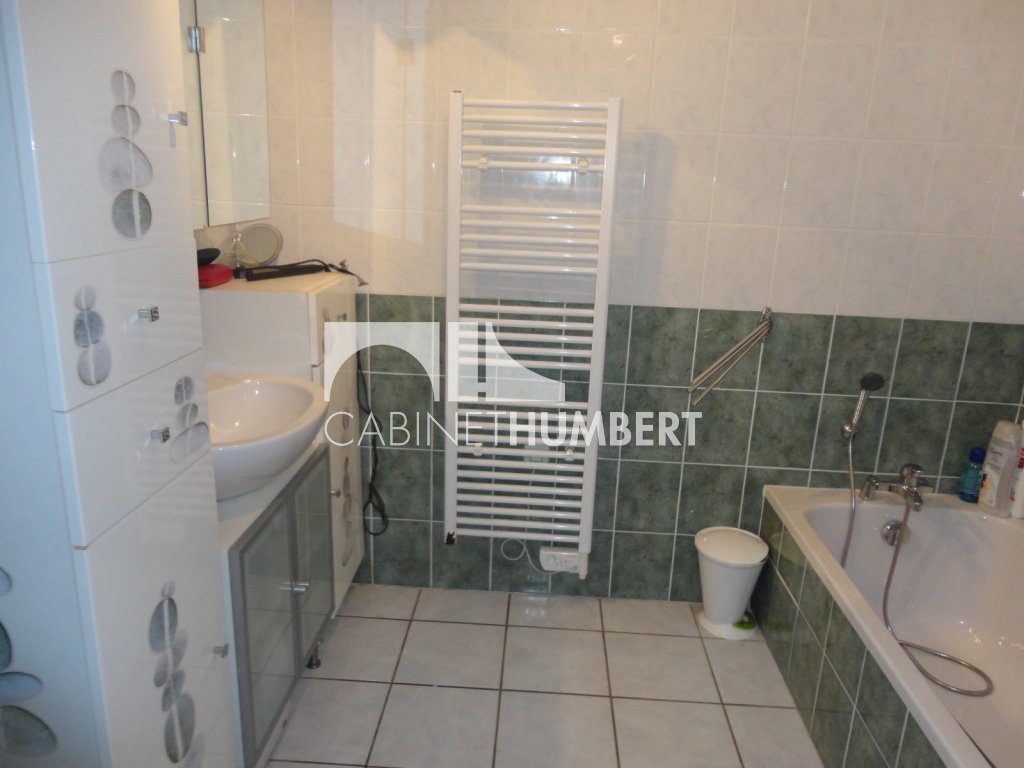 APPARTEMENT T4 A LOUER - ST CHAMOND - 94.05 m2 - 860�&euro; charges comprises par mois