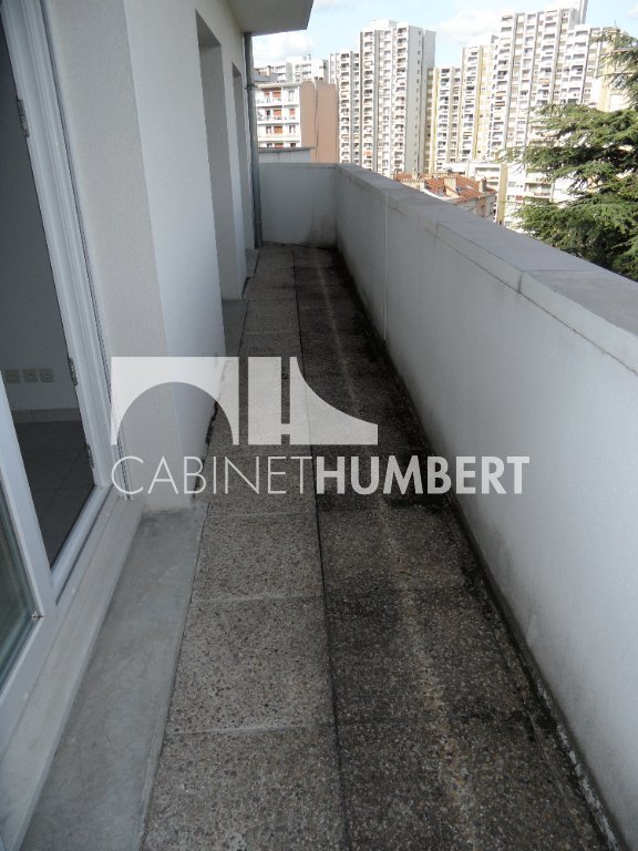 APPARTEMENT T4 A LOUER - ST ETIENNE BERGSON - 75 m2 - 790€ charges comprises par mois
