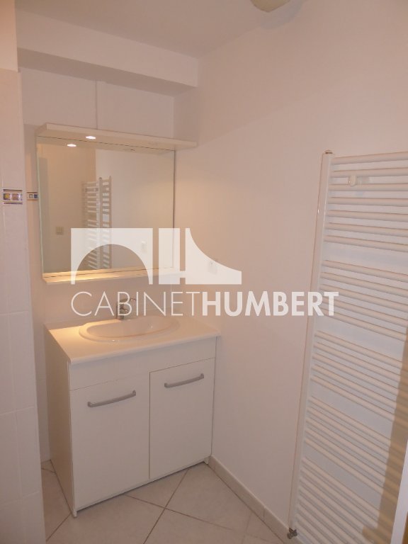 APPARTEMENT T4 A LOUER - ST ETIENNE BERGSON - 75 m2 - 790€ charges comprises par mois