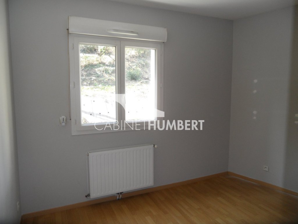 APPARTEMENT T4 A LOUER - ST ETIENNE BERGSON - 88 m2 - 865€ charges comprises par mois