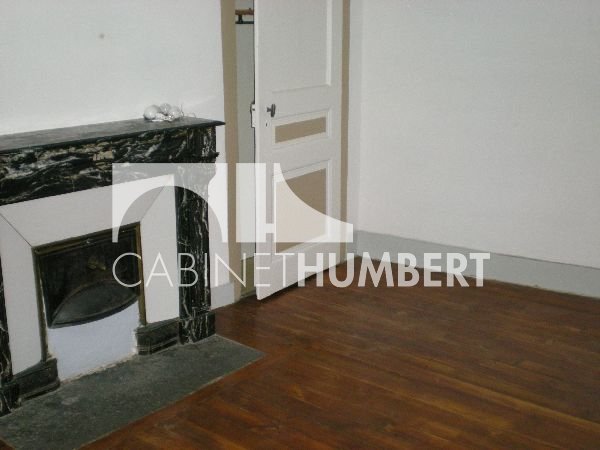 APPARTEMENT T4 A LOUER - ST ETIENNE CENTRE VILLE - 84.79 m2 - 590 &euro; charges comprises par mois