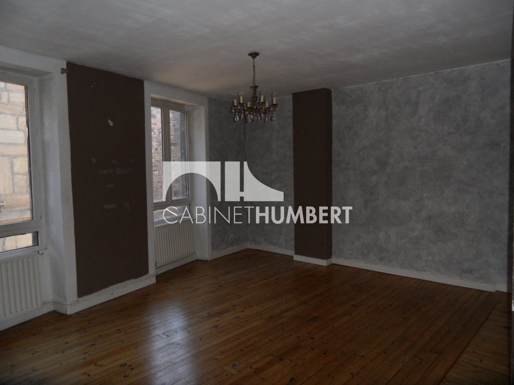 APPARTEMENT T4 A LOUER - ST ETIENNE CENTRE VILLE - 84.79 m2 - 590 &euro; charges comprises par mois