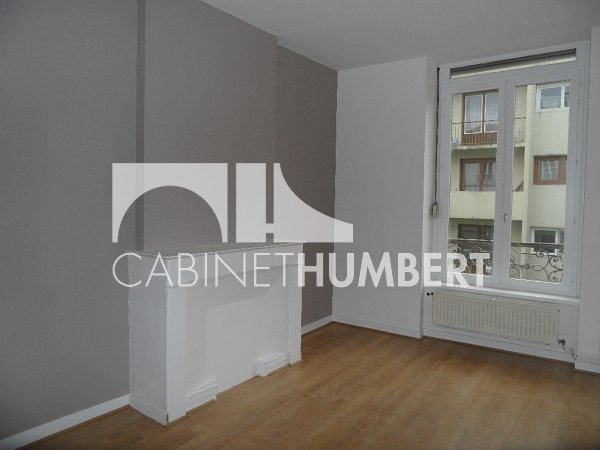 APPARTEMENT T4 A LOUER - ST ETIENNE CENTRE VILLE - 79.25 m2 - 630€ charges comprises par mois