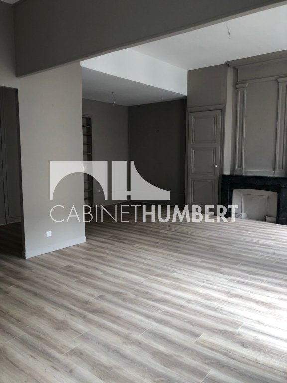 APPARTEMENT A LOUER - ST ETIENNE CENTRE VILLE - 99.05 m2 - 670€ charges comprises par mois