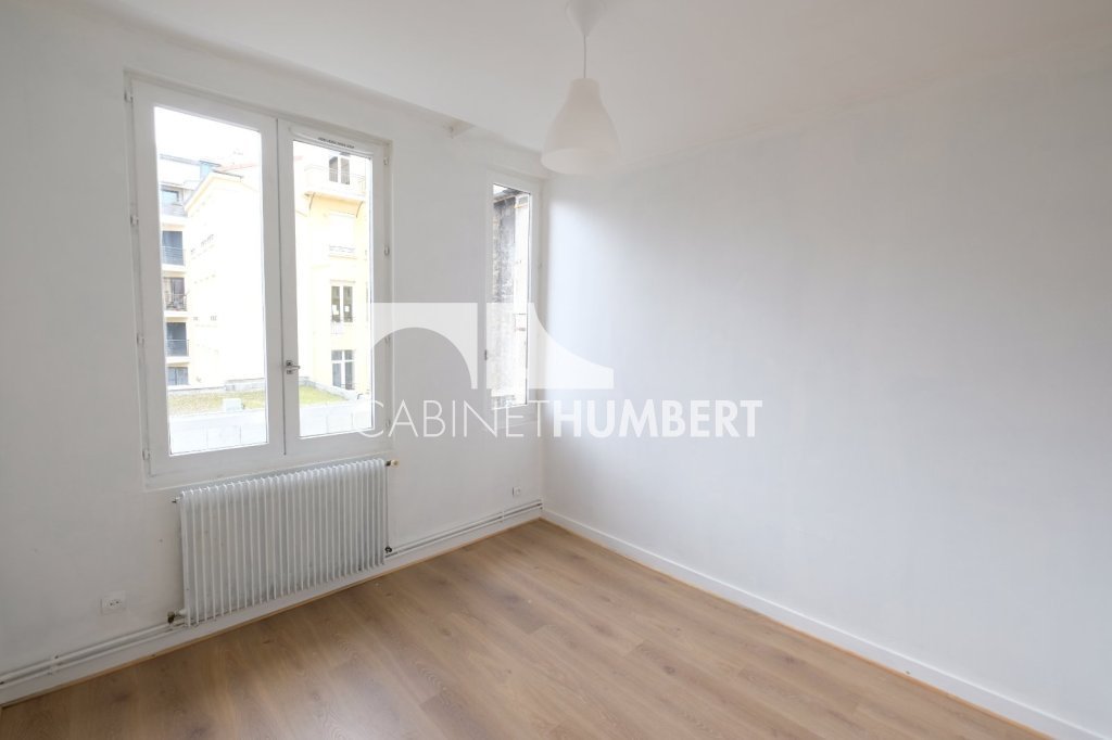 APPARTEMENT T4 A LOUER - ST ETIENNE CENTRE VILLE - 88 m2 - 605 &euro; charges comprises par mois