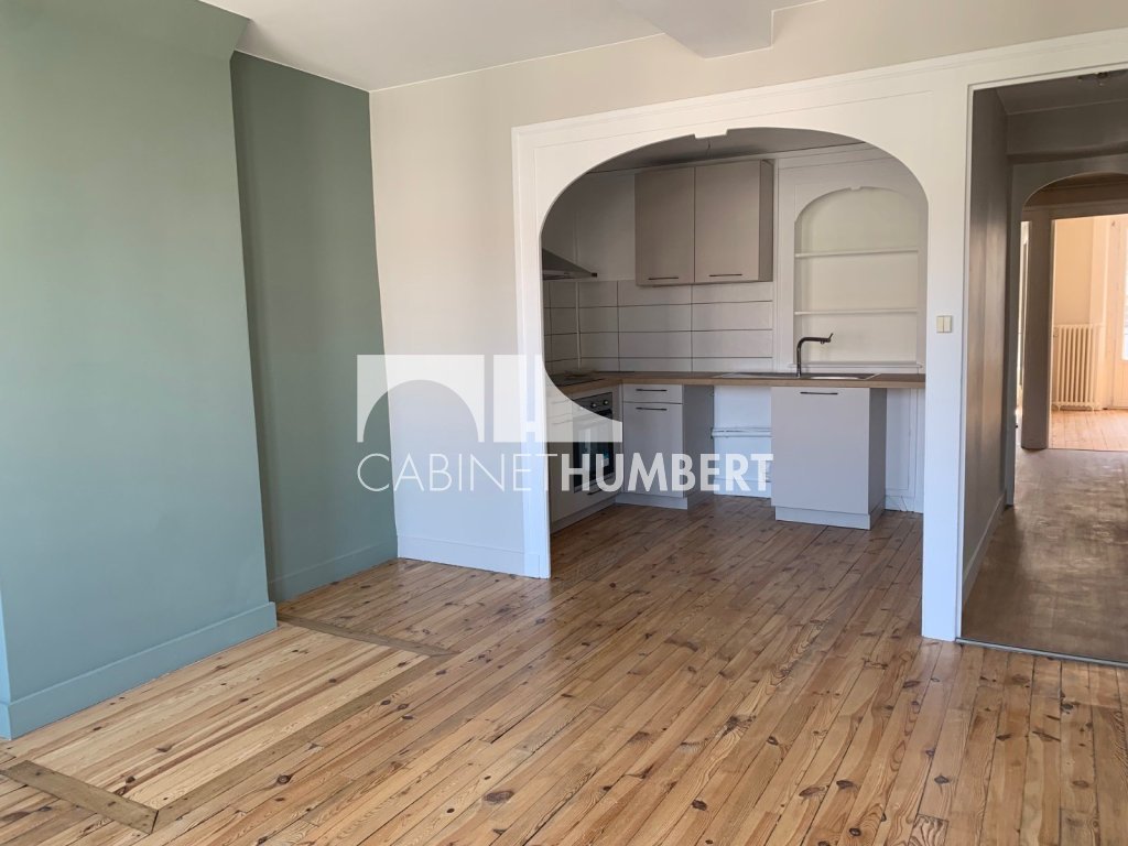 APPARTEMENT T4 A LOUER - ST ETIENNE CHATEAUCREUX - 76.73 m2 - 690€ charges comprises par mois