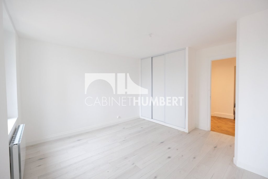 APPARTEMENT T4 A LOUER - ST ETIENNE CENTRE VILLE - 108.94 m2 - 1040€ charges comprises par mois