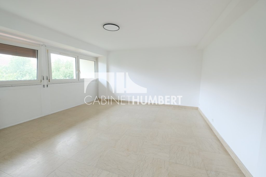 APPARTEMENT T4 A LOUER - ST ETIENNE CENTRE VILLE - 86.44 m2 - 990 &euro; charges comprises par mois