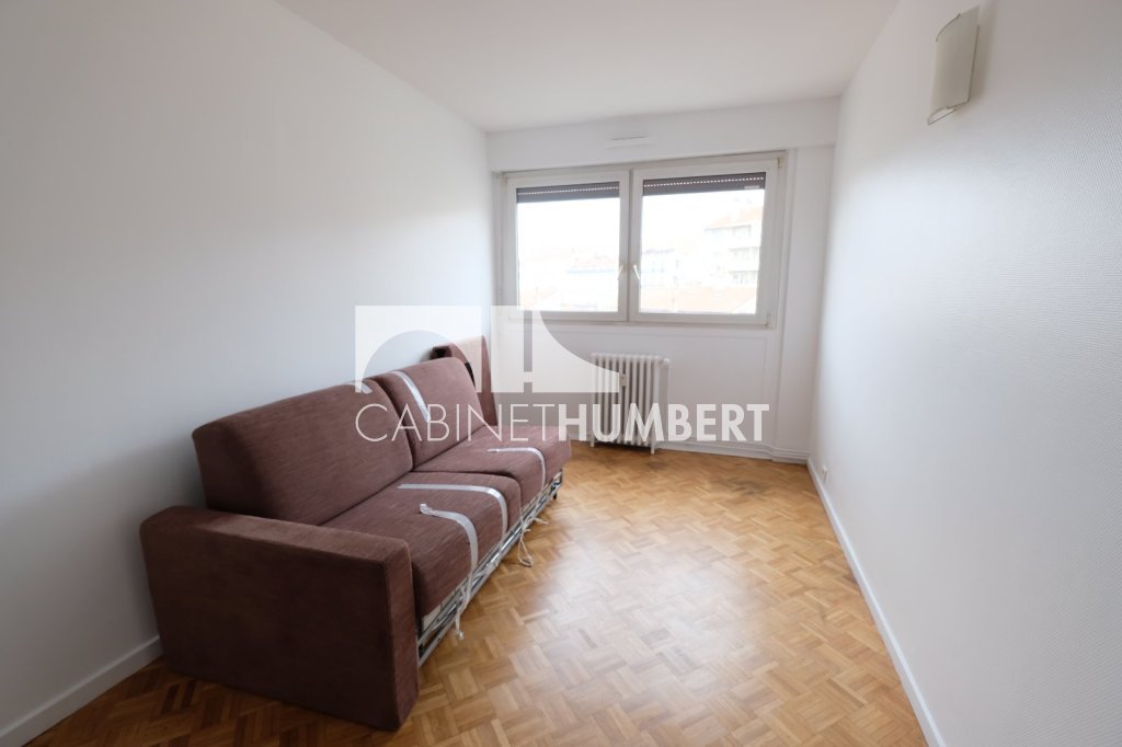 APPARTEMENT T4 A LOUER - ST ETIENNE CENTRE VILLE - 86.44 m2 - 990 &euro; charges comprises par mois