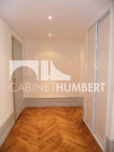 APPARTEMENT T4 A LOUER - ST ETIENNE CENTRE VILLE - 97.31 m2 - 780 € charges comprises par mois