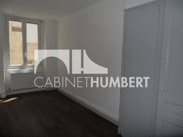 APPARTEMENT T4 A LOUER - ST ETIENNE CENTRE VILLE - 97.31 m2 - 780 € charges comprises par mois