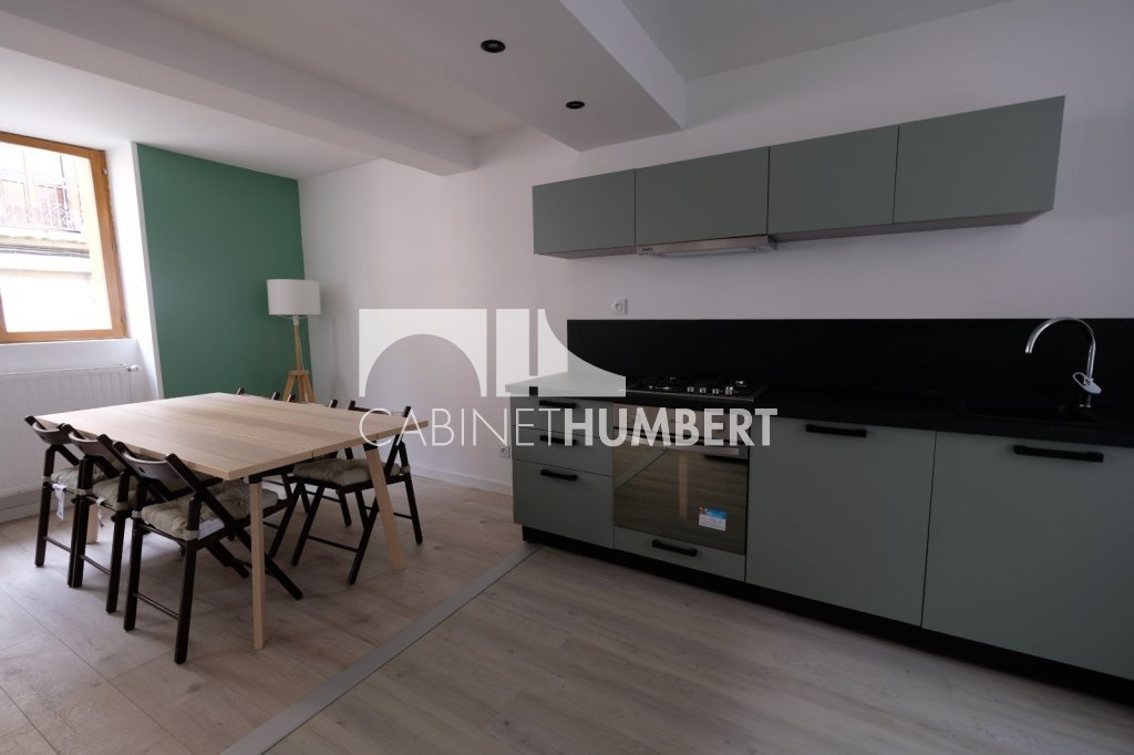 APPARTEMENT T4 A LOUER - ST ETIENNE CHATEAUCREUX - 78.99 m2 - 745 &euro; charges comprises par mois