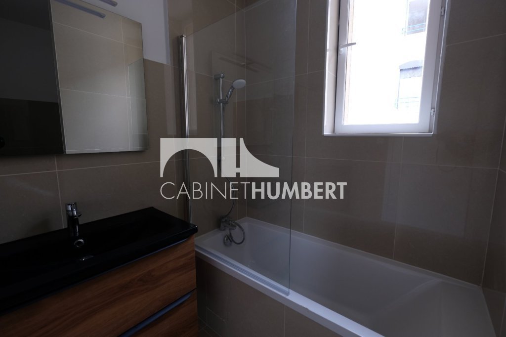 APPARTEMENT T4 A LOUER - ST ETIENNE CHATEAUCREUX - 78.99 m2 - 745 &euro; charges comprises par mois