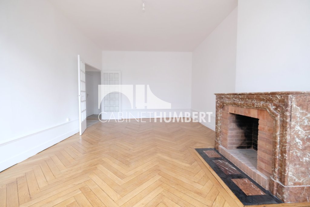 APPARTEMENT T4 A LOUER - ST ETIENNE CHATEAUCREUX - 98.51 m2 - 865 &euro; charges comprises par mois