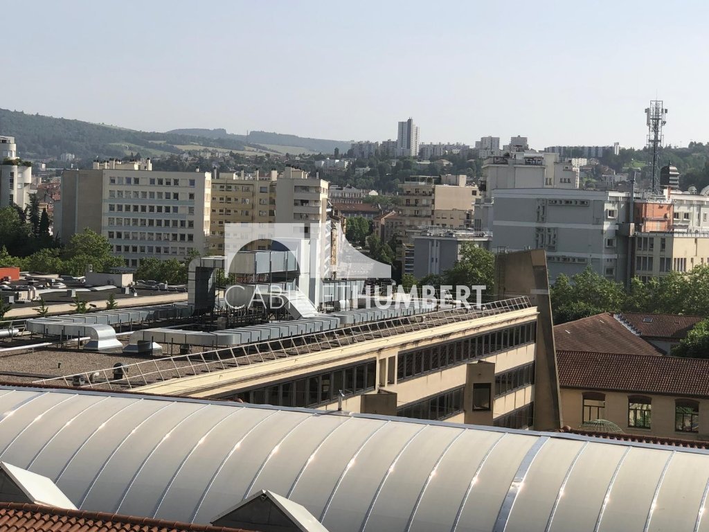 APPARTEMENT T4 A LOUER - ST ETIENNE CHATEAUCREUX - 87 m2 - 870 &euro; charges comprises par mois
