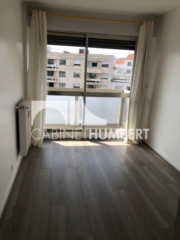 APPARTEMENT T4 A LOUER - ST ETIENNE CHATEAUCREUX - 87 m2 - 870 &euro; charges comprises par mois