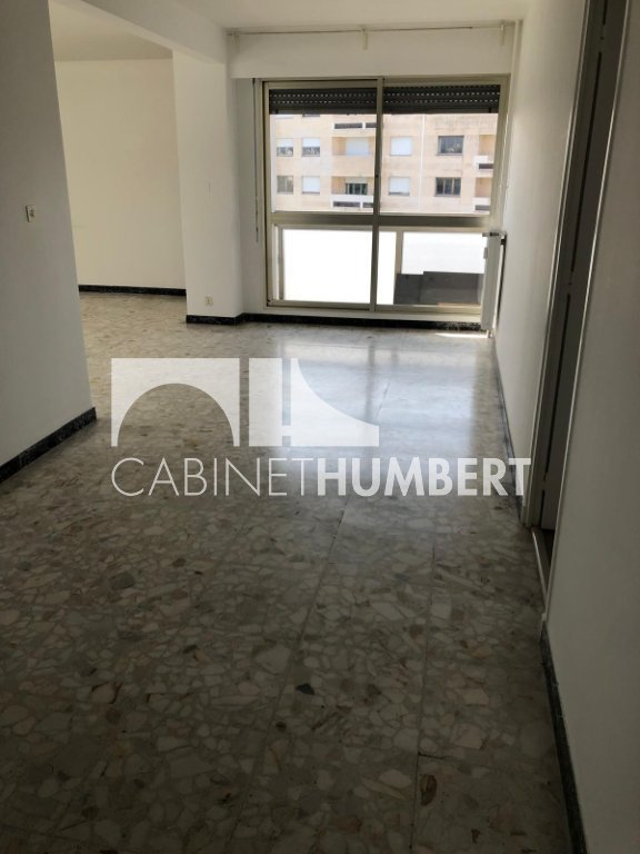APPARTEMENT T4 A LOUER - ST ETIENNE CHATEAUCREUX - 87 m2 - 870 &euro; charges comprises par mois