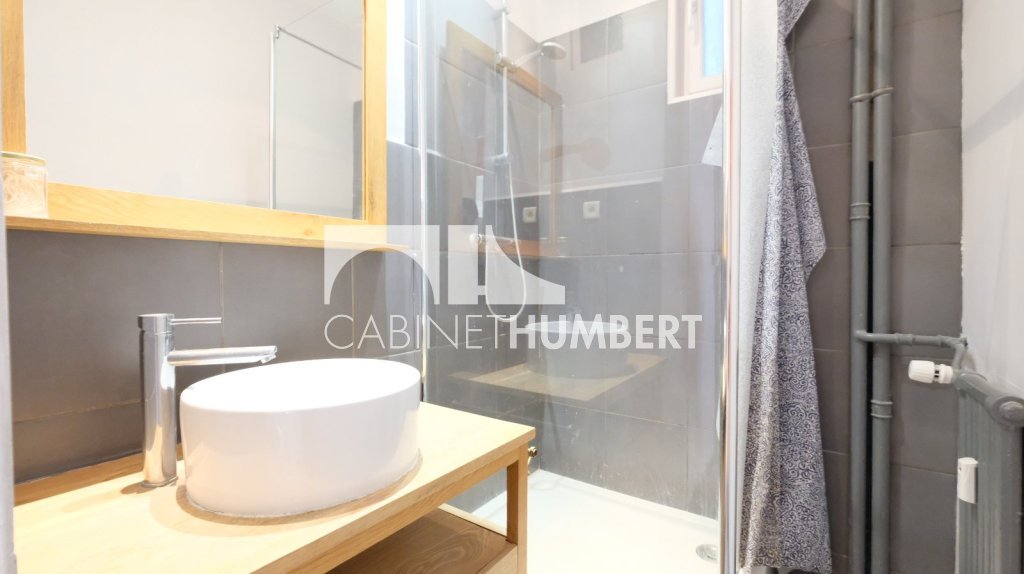 APPARTEMENT T3 A LOUER - ST ETIENNE FACULTE / CENTRE DEUX - 69.79 m2 - 770 &euro; charges comprises par mois