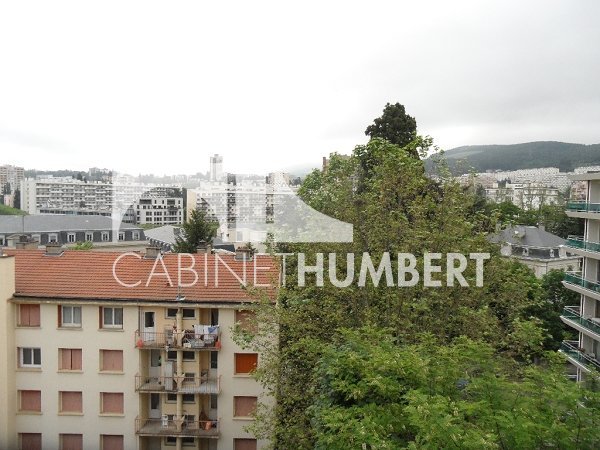 APPARTEMENT T4 A LOUER - ST ETIENNE FAURIEL - 80 m2 - 600 &euro; charges comprises par mois