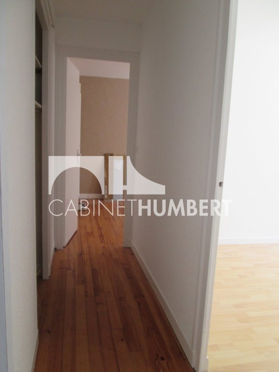 APPARTEMENT T4 A LOUER - ST ETIENNE FAURIEL - 80 m2 - 600 &euro; charges comprises par mois