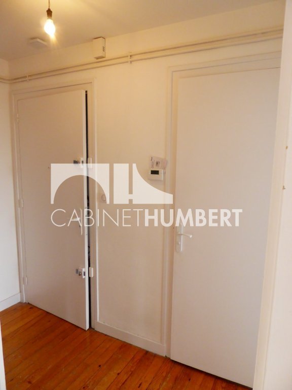 APPARTEMENT T4 A LOUER - ST ETIENNE FAURIEL - 80 m2 - 600 &euro; charges comprises par mois