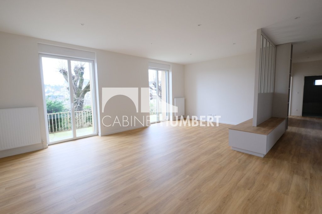 APPARTEMENT T4 A LOUER - ST ETIENNE LA TERRASSE - 112.2 m2 - 1 340 &euro; charges comprises par mois