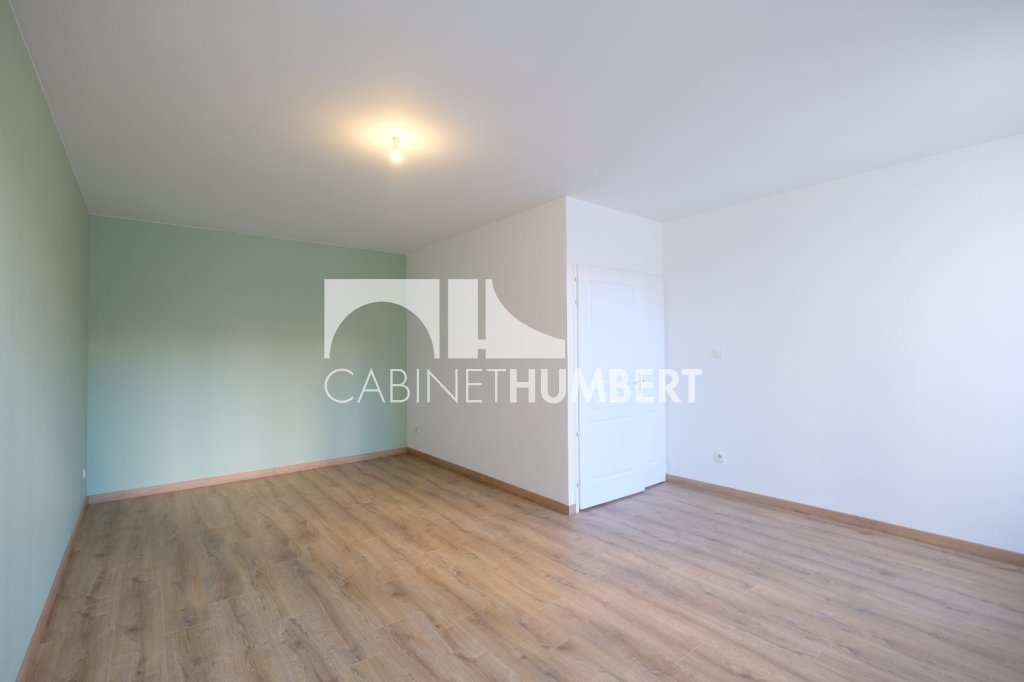 APPARTEMENT T4 A LOUER - ST ETIENNE PREFECTURE - 95.16 m2 - 795 &euro; charges comprises par mois