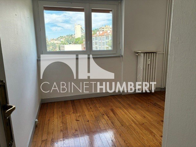 APPARTEMENT T4 A LOUER - ST ETIENNE - 71.07 m2 - 750 &euro; charges comprises par mois