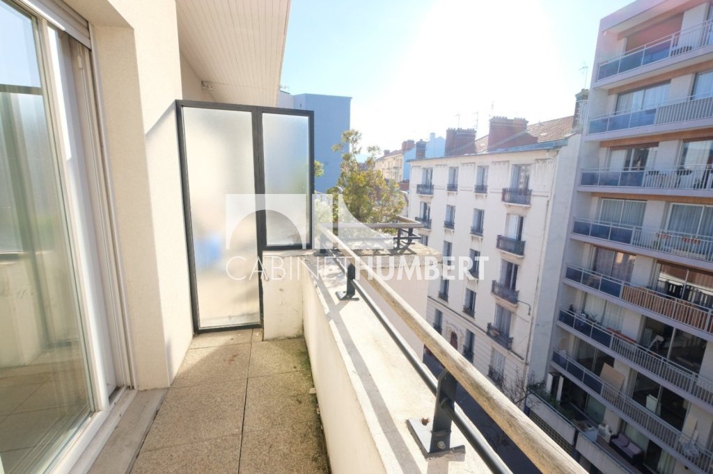 APPARTEMENT T4 A VENDRE - ST ETIENNE BADOUILLRE - 98.44 m2 - 153000€