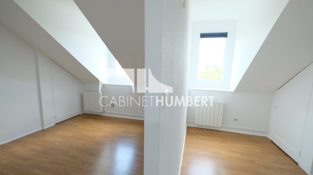APPARTEMENT T4 A VENDRE - ST ETIENNE BADOUILLÈRE - 110.16 m2 - 85 000 &euro;