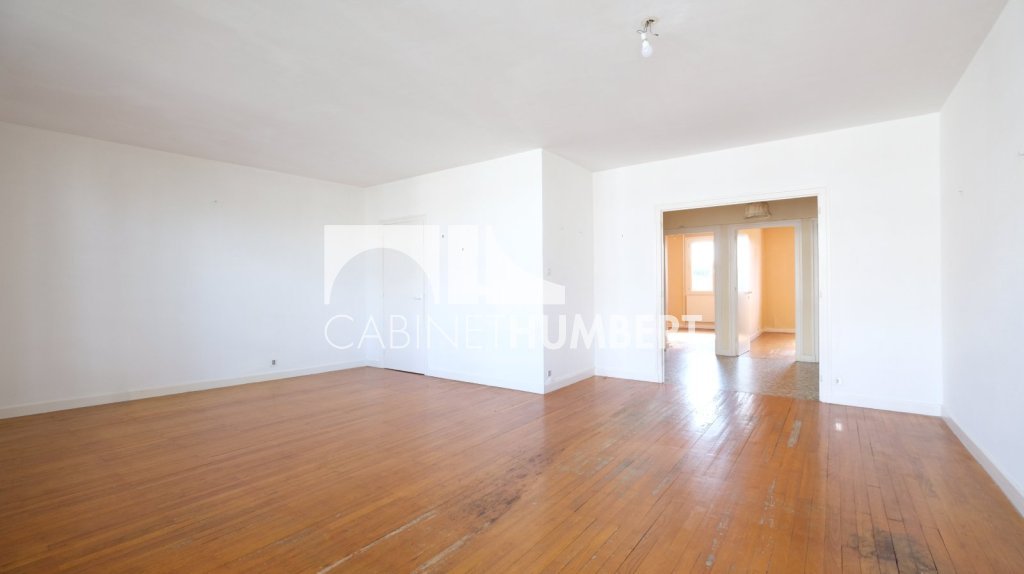 APPARTEMENT T4 A VENDRE - ST ETIENNE BELLEVUE - 91.5 m2 - 79 000 €
