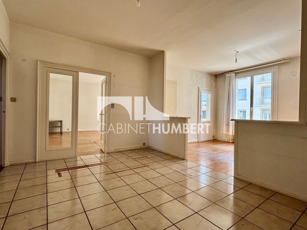APPARTEMENT T4 A VENDRE - ST ETIENNE BERGSON - 102.23 m2 - 129 000 &euro;