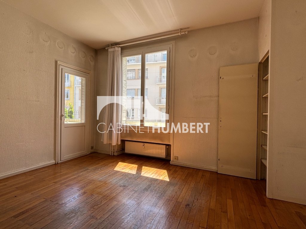 APPARTEMENT T4 A VENDRE - ST ETIENNE BERGSON - 102.23 m2 - 129 000 &euro;