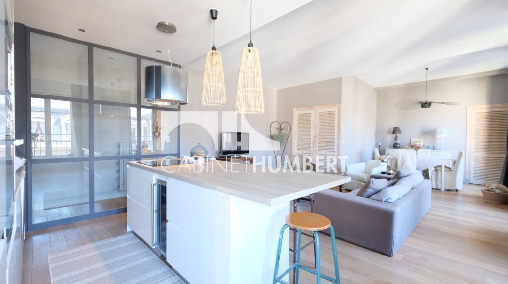 APPARTEMENT T4 A VENDRE - ST ETIENNE CENTRE VILLE - 94.14 m2 - 159000€