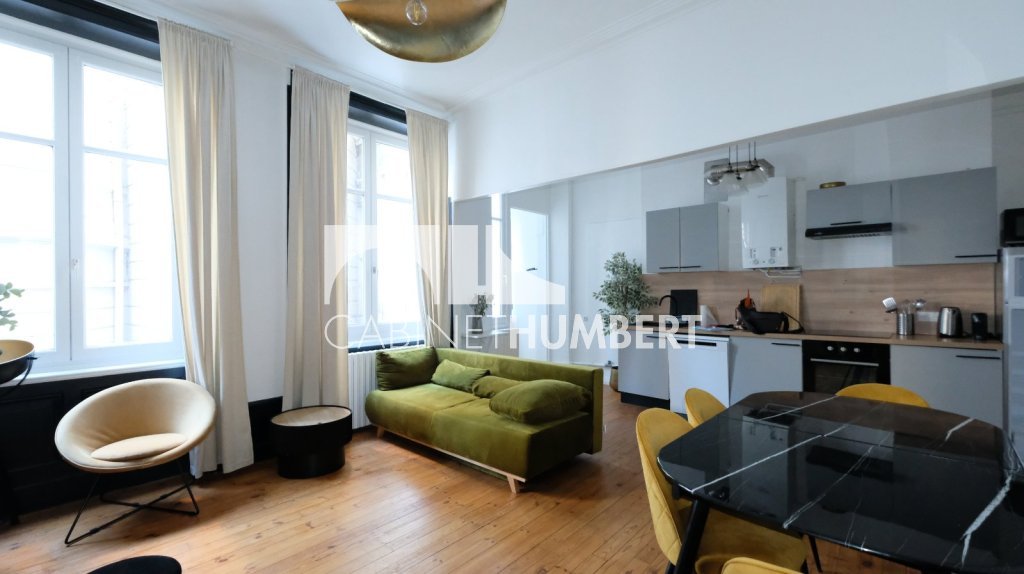 APPARTEMENT T4 A VENDRE - ST ETIENNE CENTRE VILLE - 83.12 m2 - 109000€