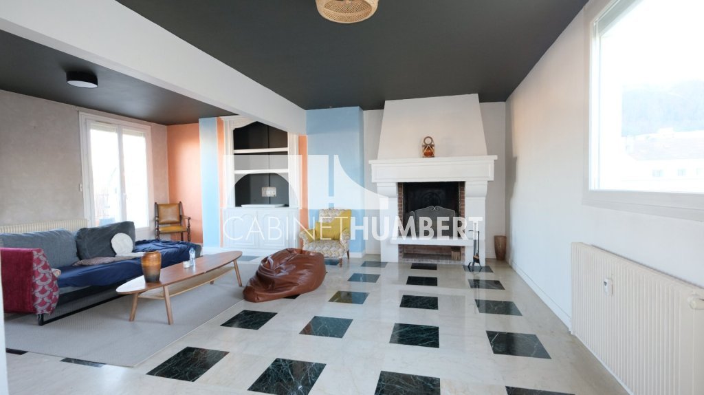APPARTEMENT T4 A VENDRE - ST ETIENNE CENTRE VILLE - 154.85 m2 - 139�000�&euro;