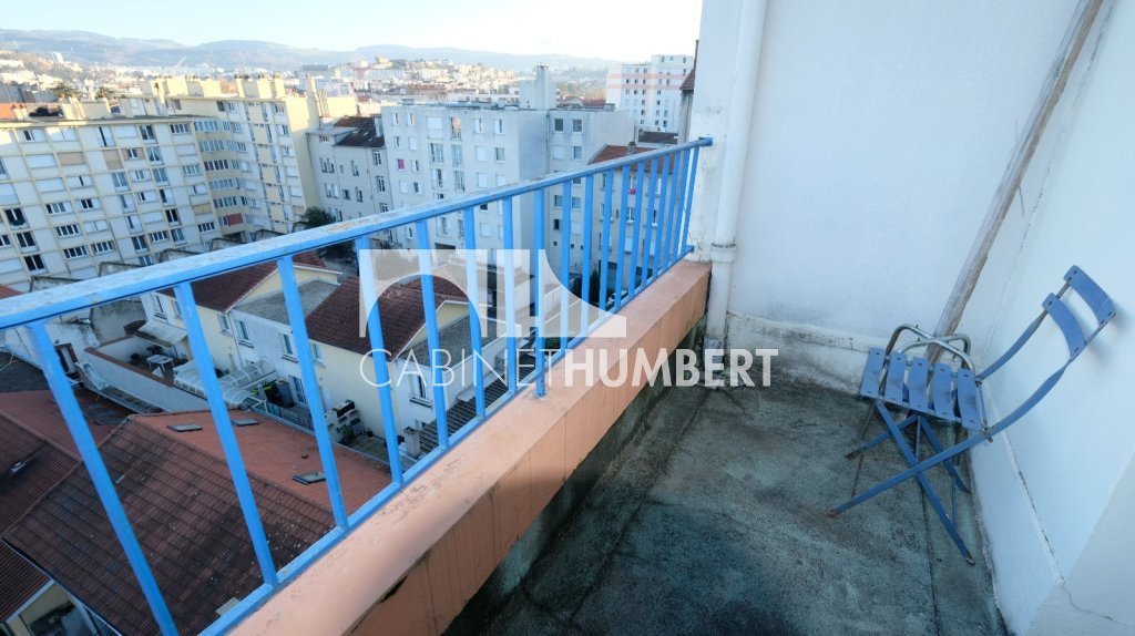 APPARTEMENT T4 A VENDRE - ST ETIENNE CENTRE VILLE - 154.85 m2 - 139�000�&euro;