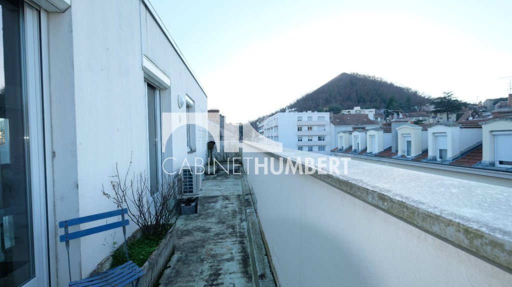 APPARTEMENT T4 A VENDRE - ST ETIENNE CENTRE VILLE - 154.85 m2 - 139�000�&euro;