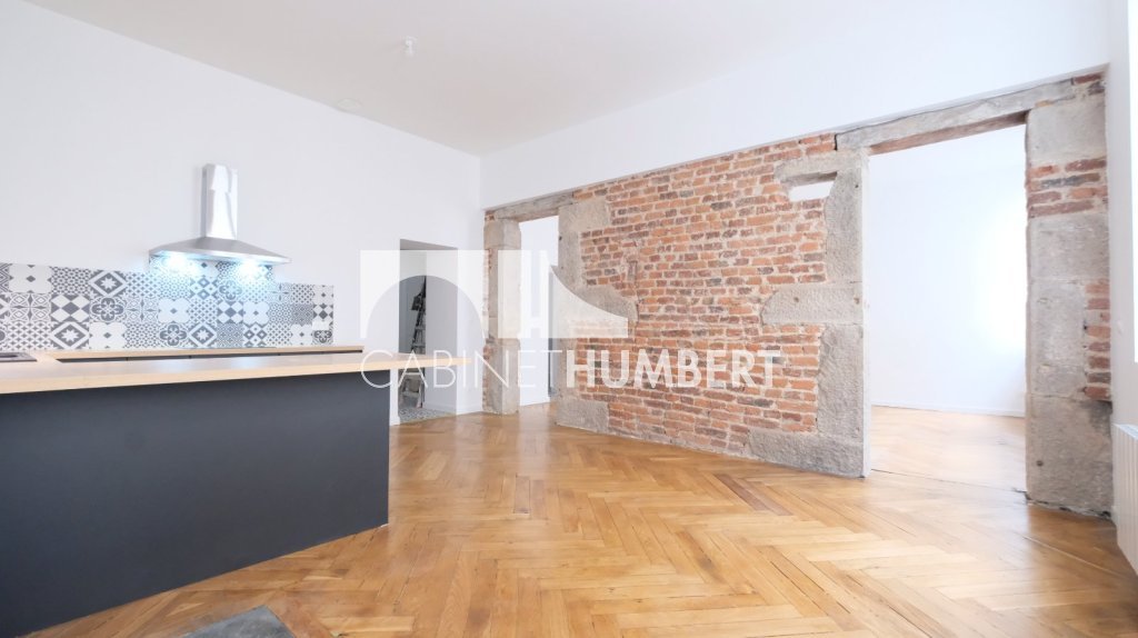 APPARTEMENT T4 A VENDRE - ST ETIENNE CENTRE VILLE - 100.64 m2 - 189�900�&euro;